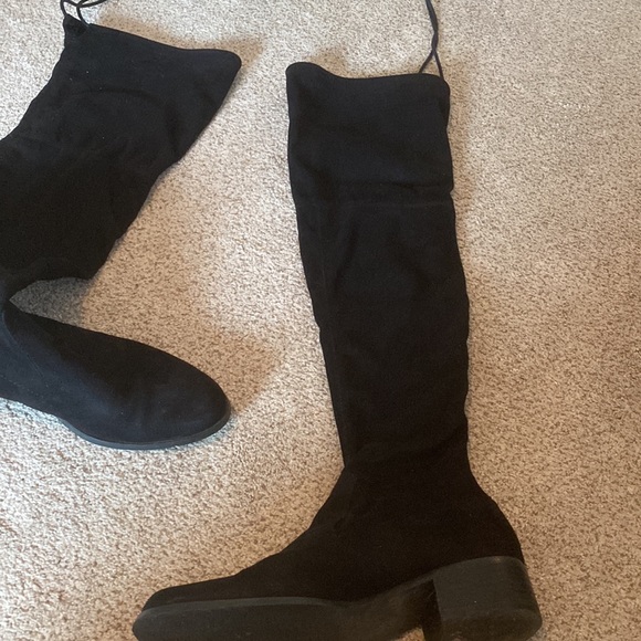 Womens gently worn size 7.5 Charles David suede over the knee riding boots - Picture 3 of 3